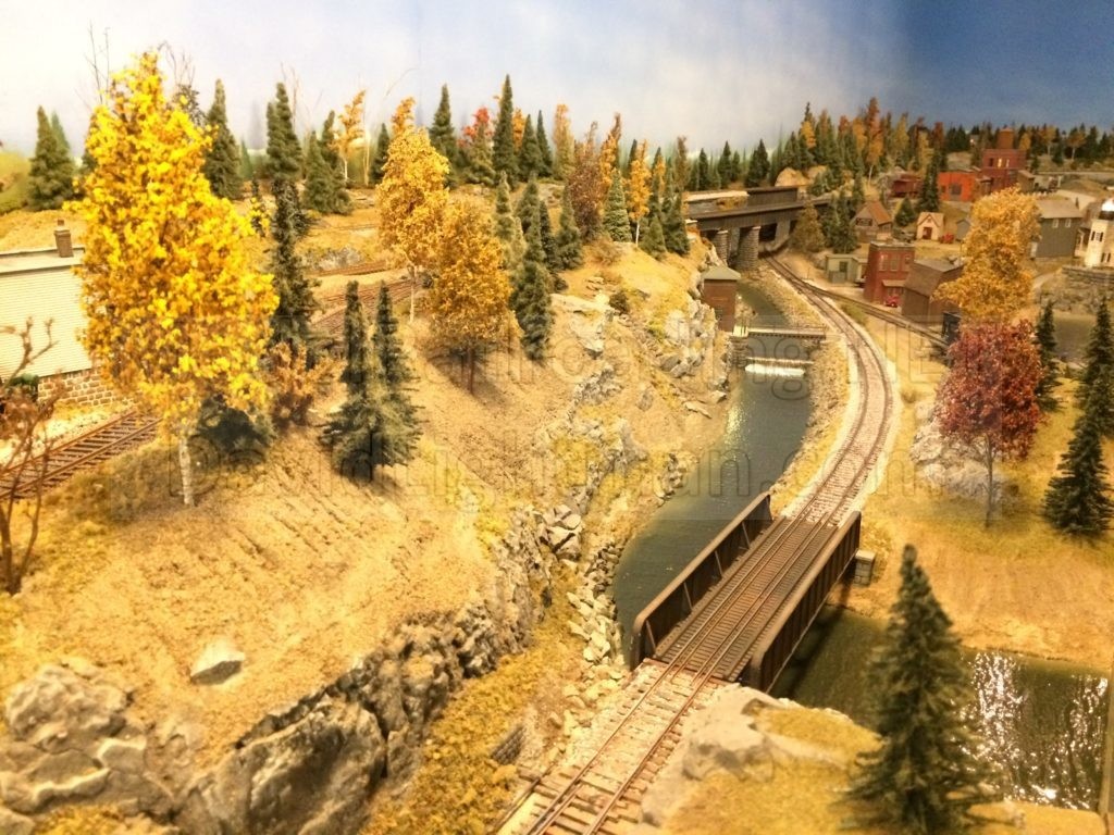 Ontario Southern / Canadian National HO Scale Model Railroad.